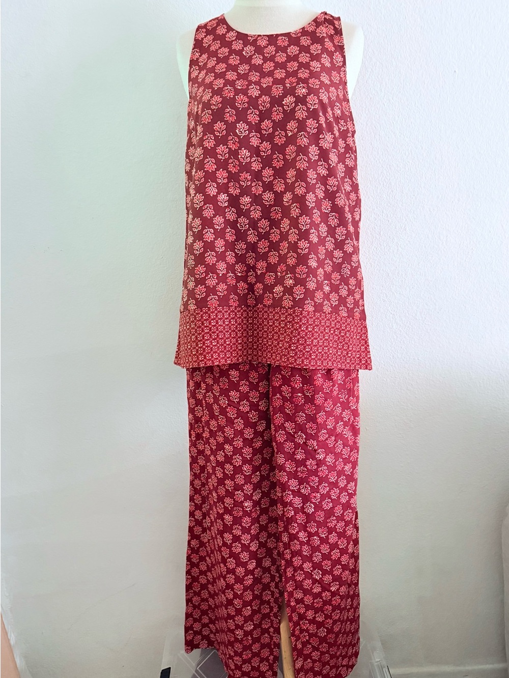 Michael Kors  Sleeveless Top & Wide Leg Pants Set Sz S